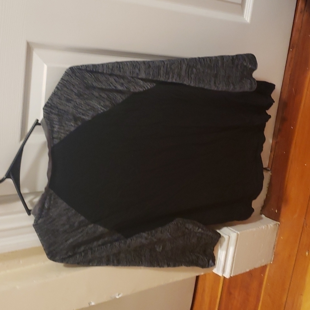 Express Raglan Tee - Picture 5 of 5